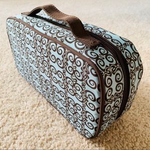 SOLD — Traveling Portable Zippered Jewelry Case